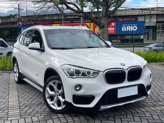 BMW X1 2.0 16V TURBO ACTIVEFLEX SDRIVE20I X-LINE 4P AUTOMÁTICO